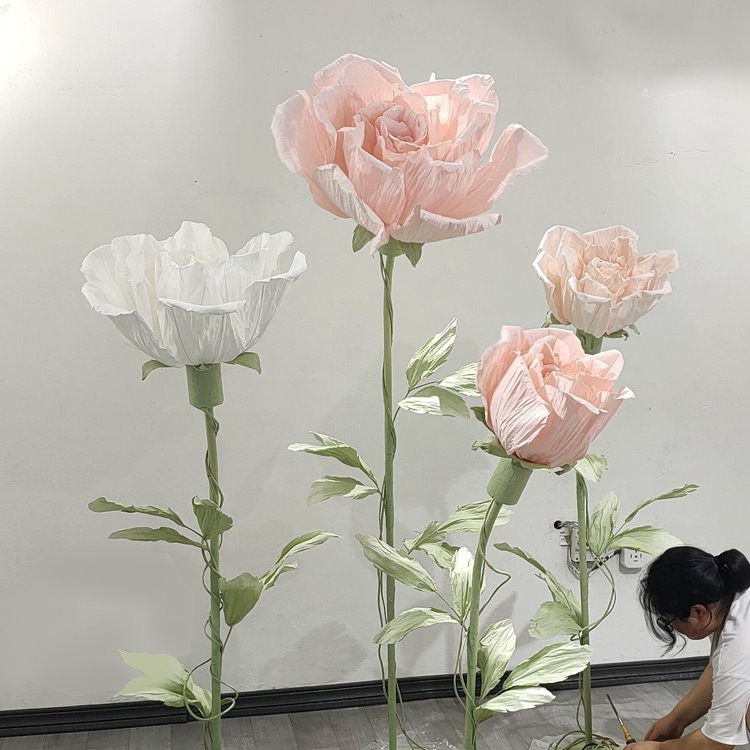 Elektrické kvitnúce ružové dekoratívne papierový kvet